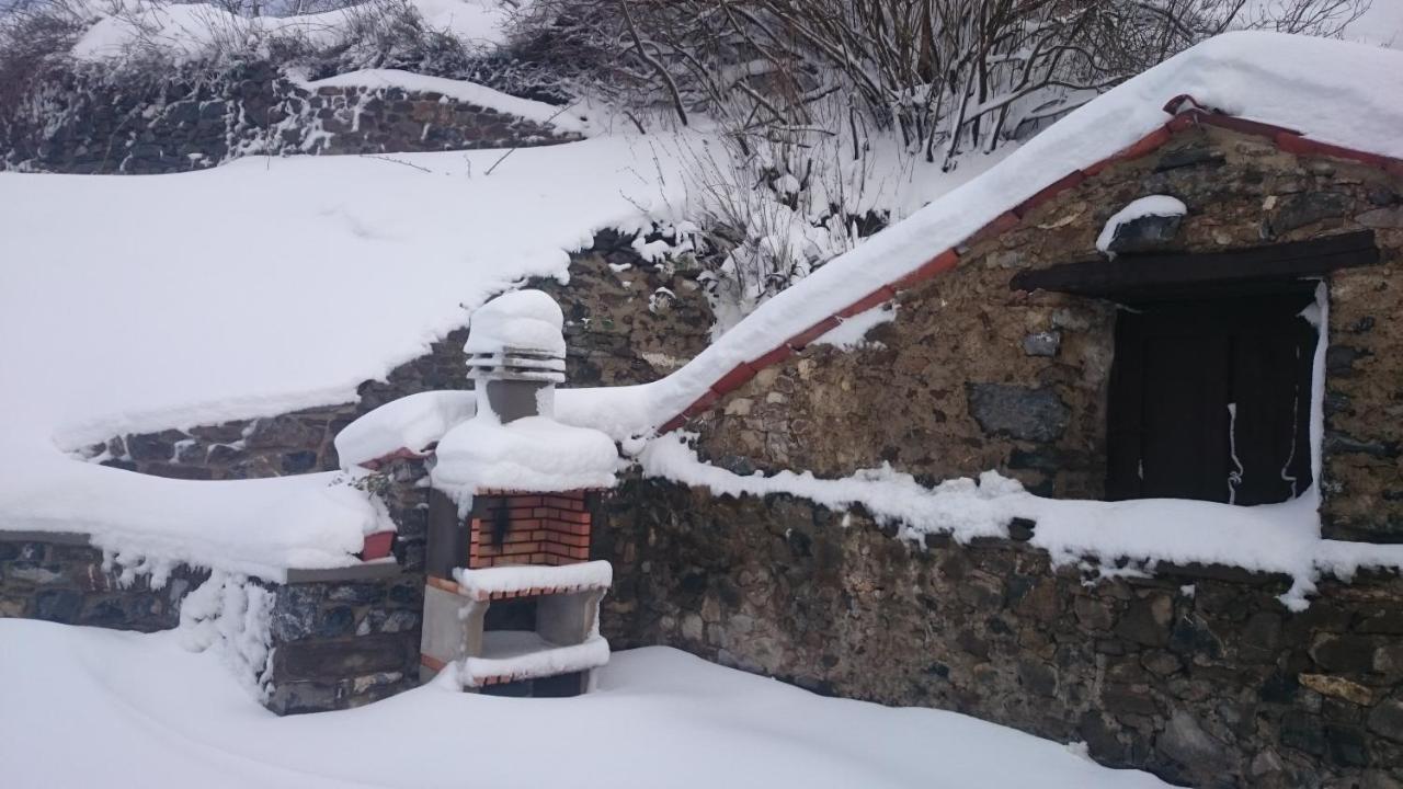 Posada Real Pajares ภายนอก รูปภาพ